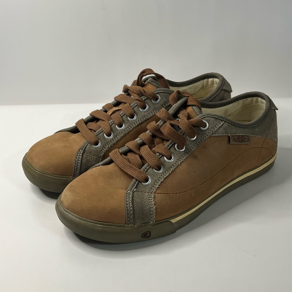 Keen women’s walking hiking sneaker shoes